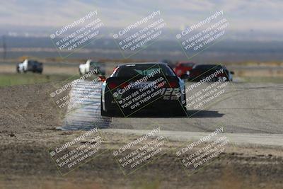 media/Oct-26-2025-CalClub SCCA (Sun) [[8ce1e69566]]/Group 4/Grapevine/